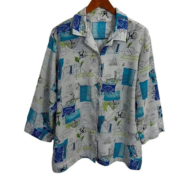 Nikki Button Up Collared Blouse Off White Blue Green Flower Leaf All Over Print - Picture 1 of 9